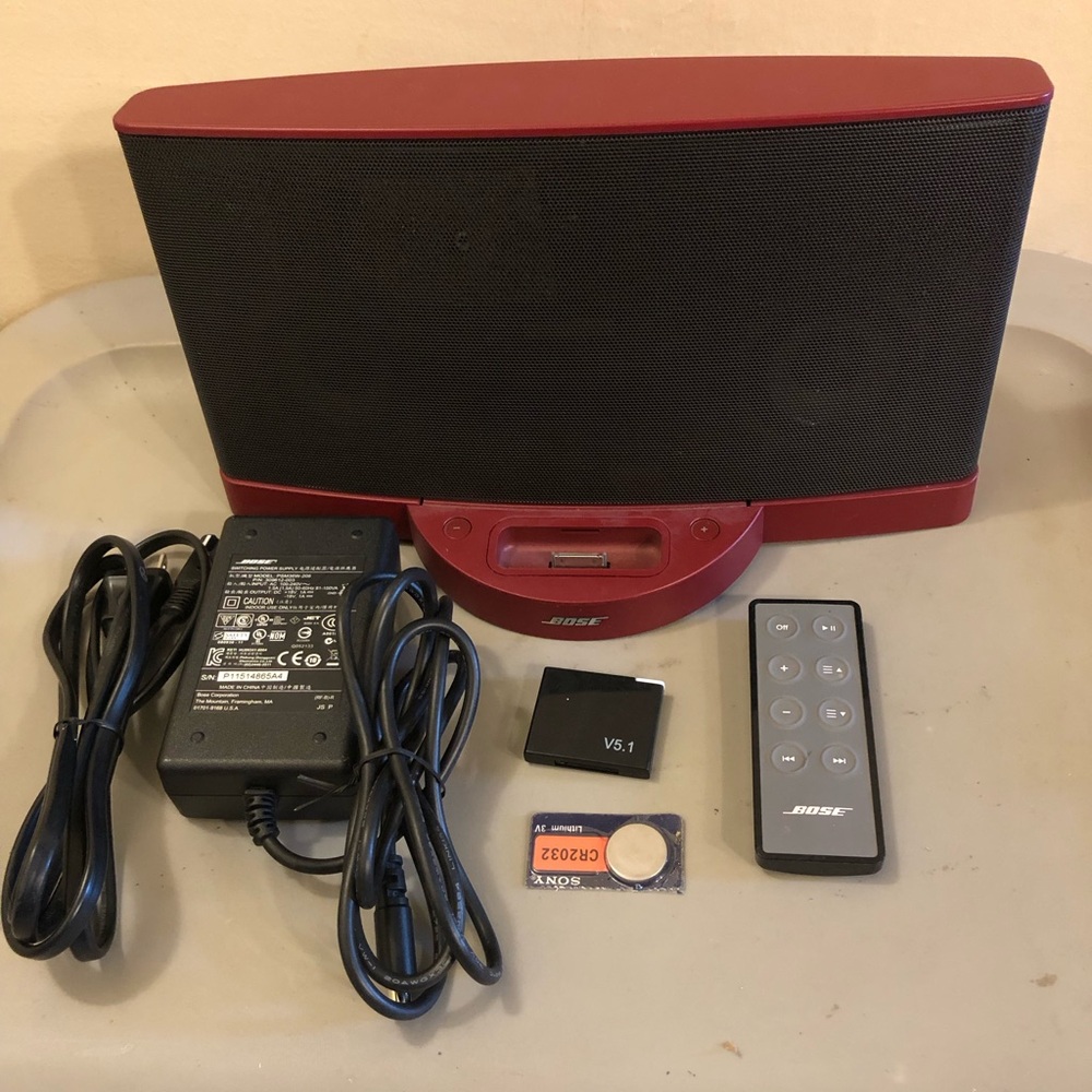 Bose SoundDock Series II Digital Music System Speaker (Bluetooth )